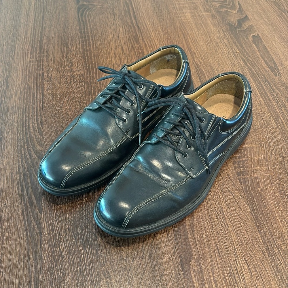 Dockers Men’s Shoes, Size 11, Black